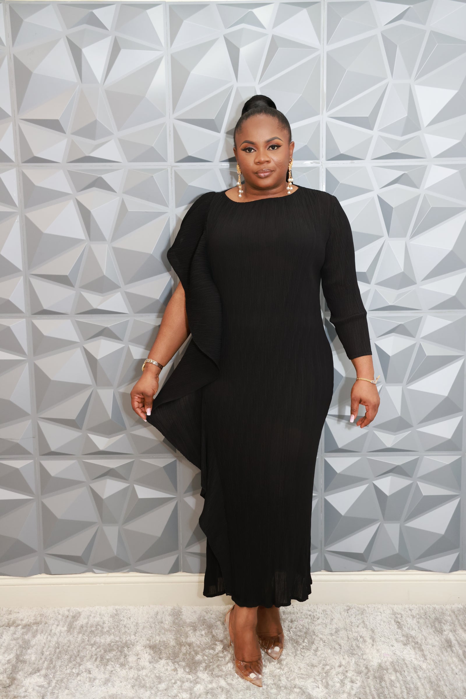 Majestic Wave Dress (Black)