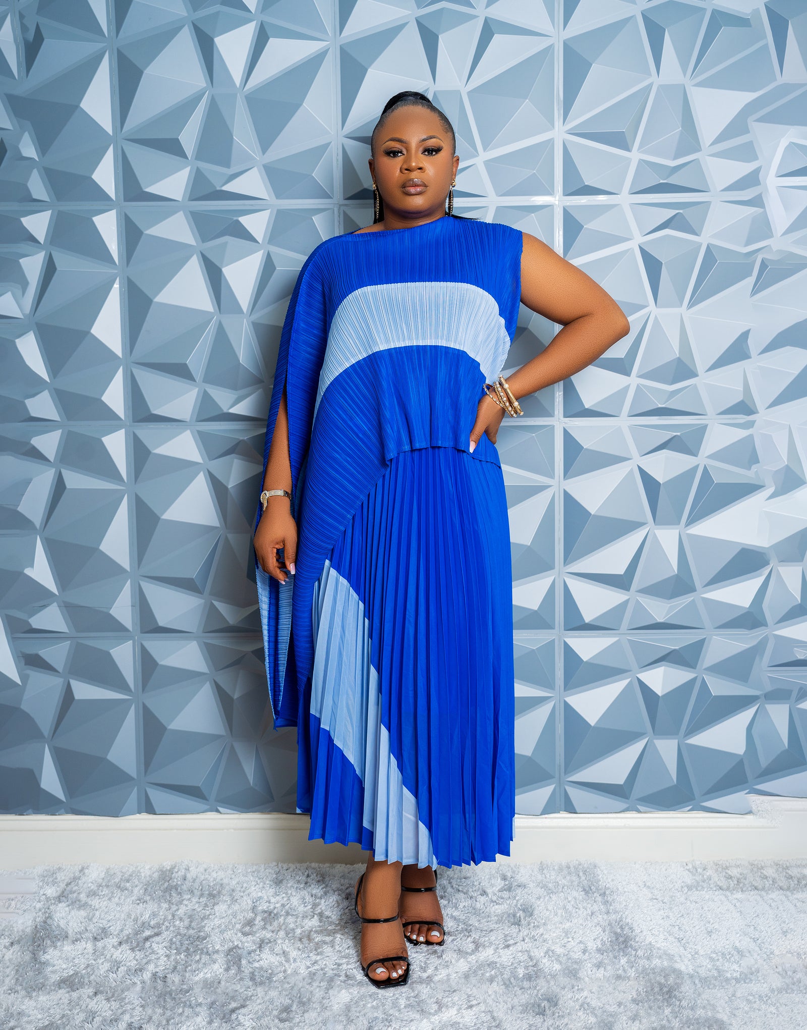 Swirl Elegance (BLUE)