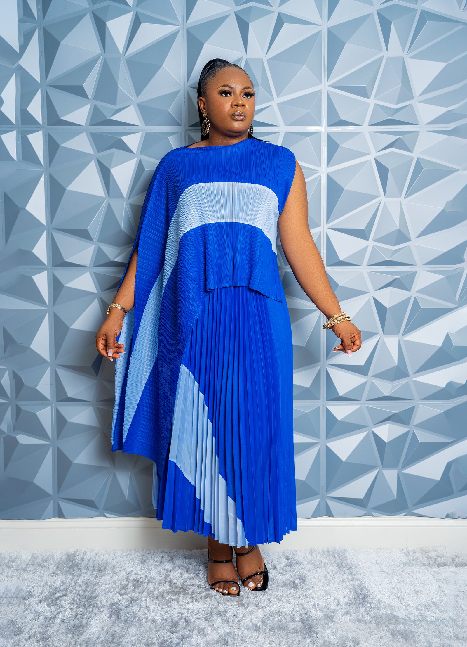 Swirl Elegance (BLUE)