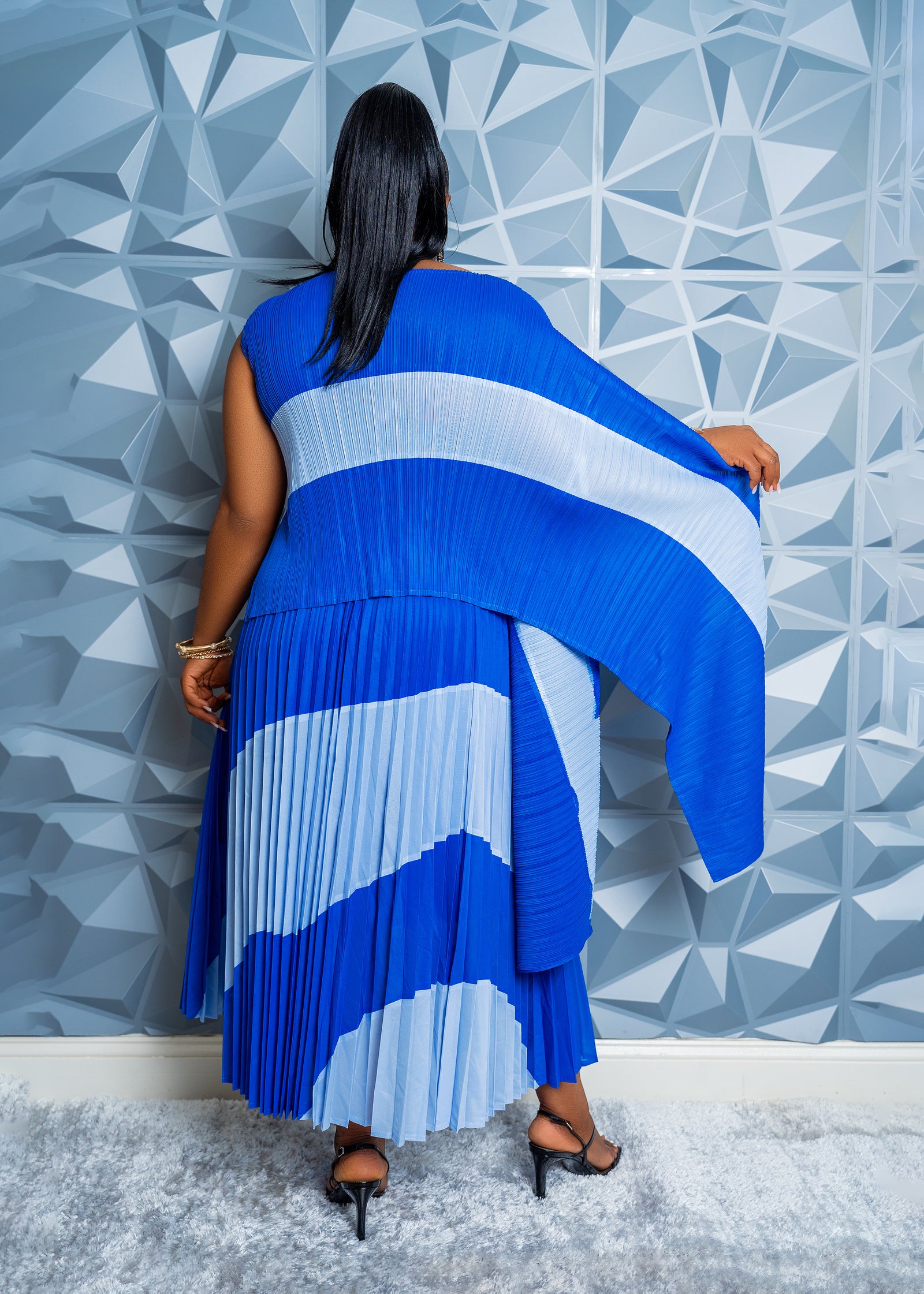 Swirl Elegance (BLUE)