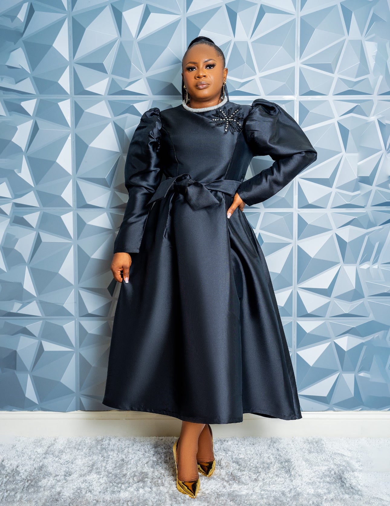 Timeless Duchess (black)