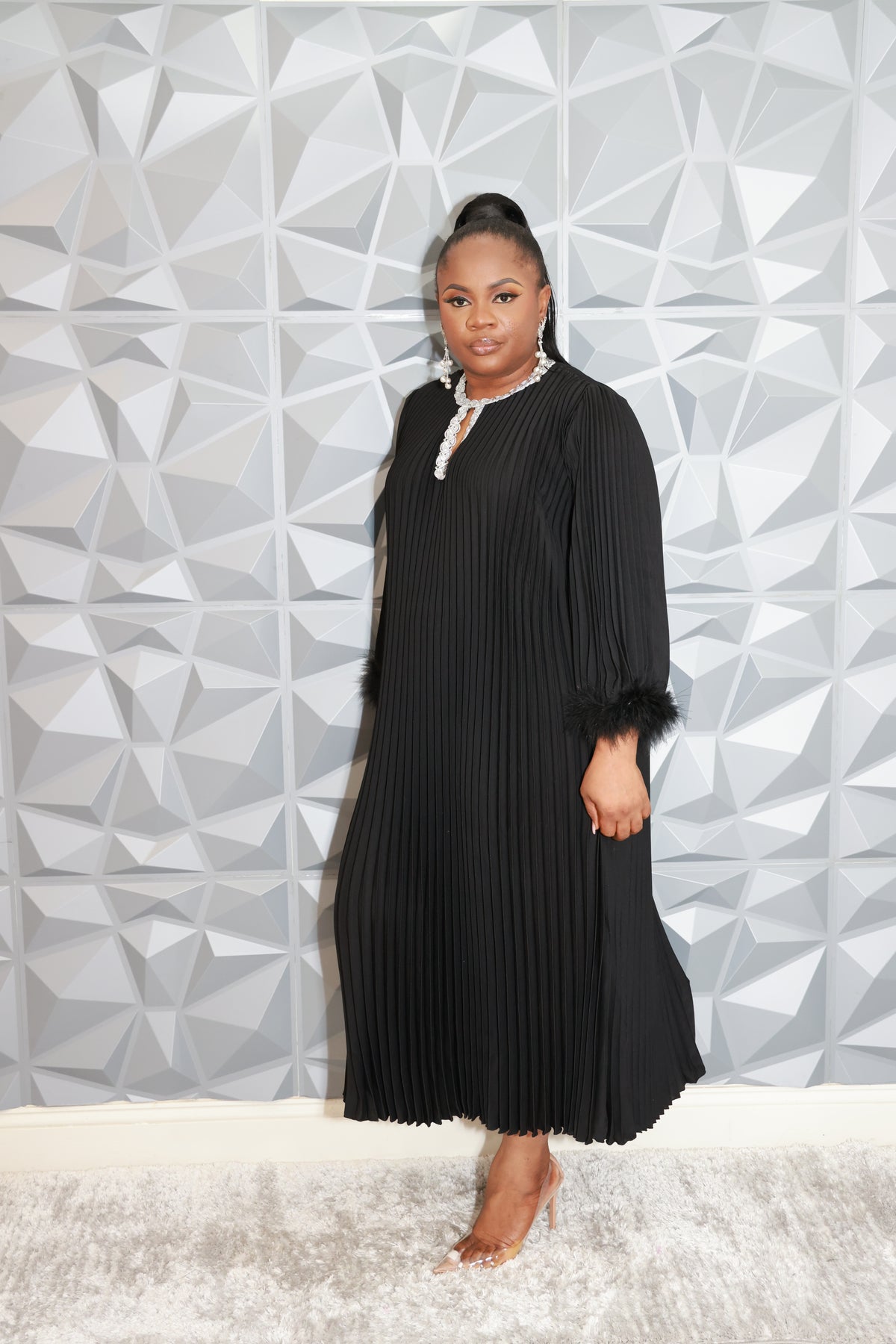 Noir Luxe Dress (Black)