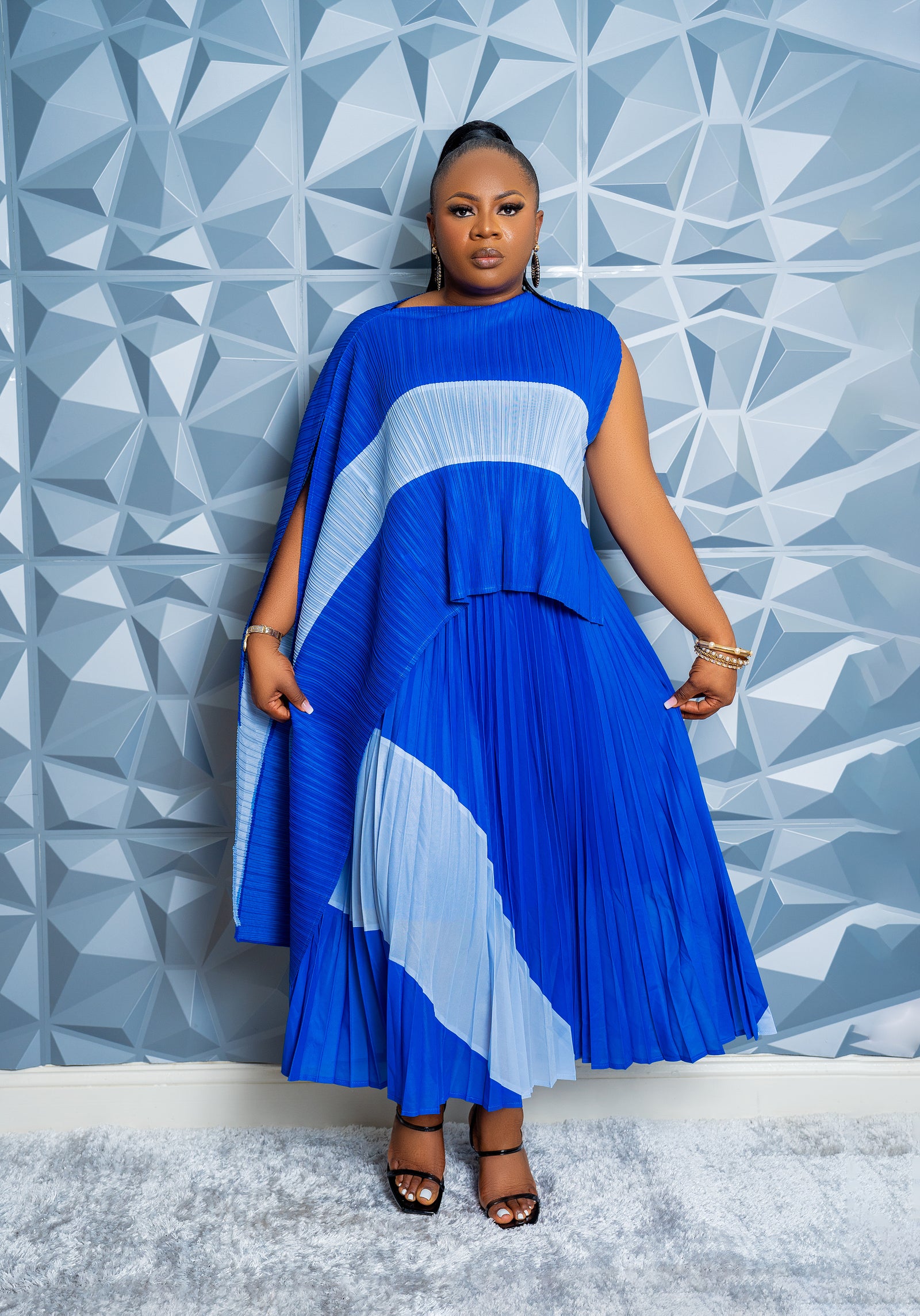 Swirl Elegance (BLUE)